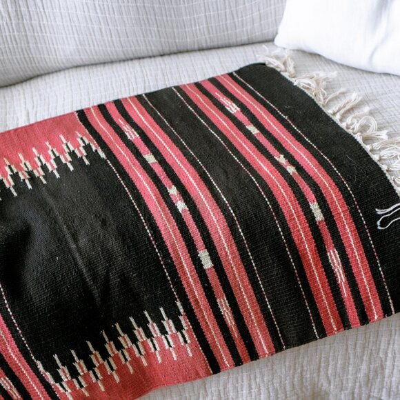 Vintage Woven Southwestern Design Rug 23" x 36" - Picture 5 of 6